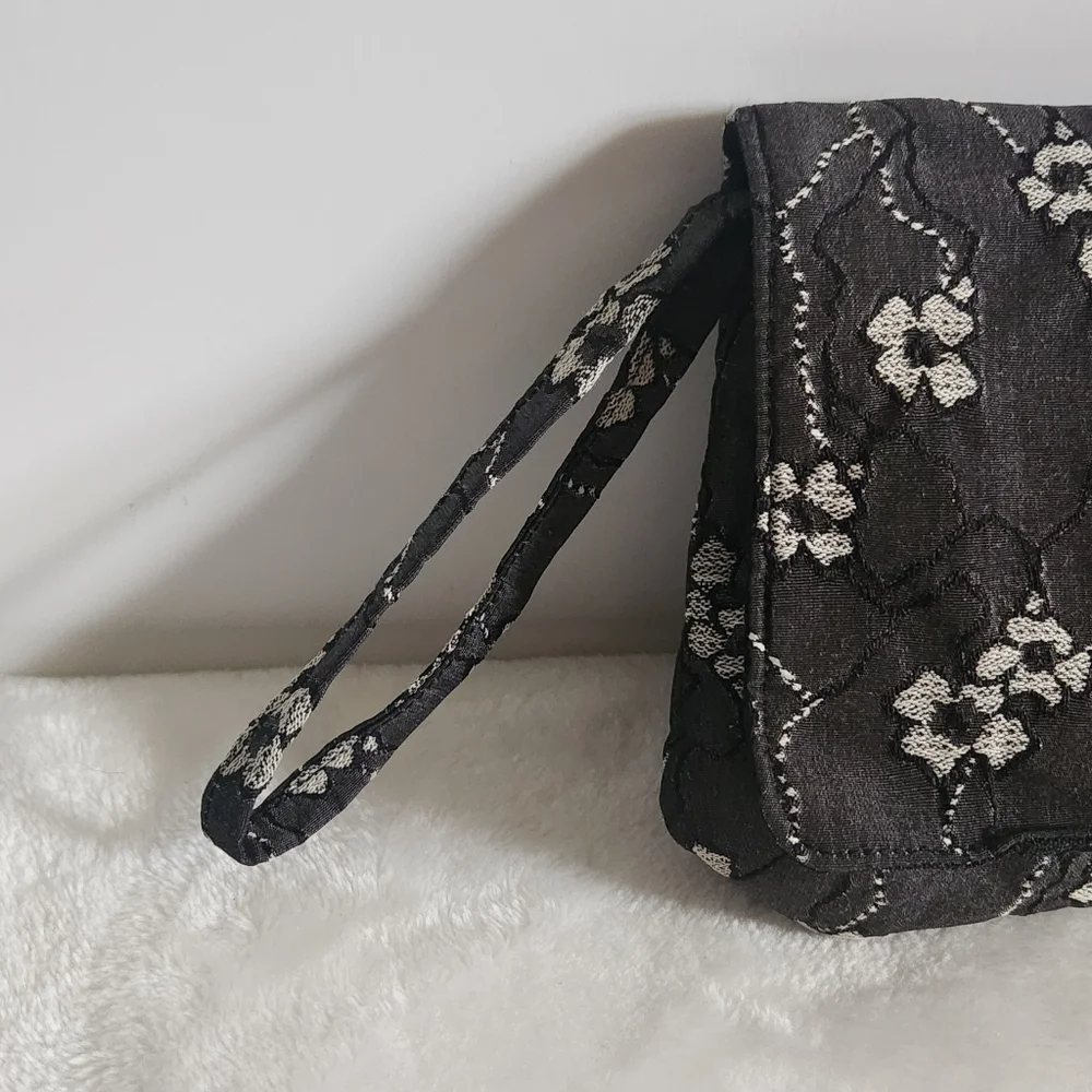 Lisa Lill Studio Gray Black White Floral Flower Wristlet Clutch Handbag